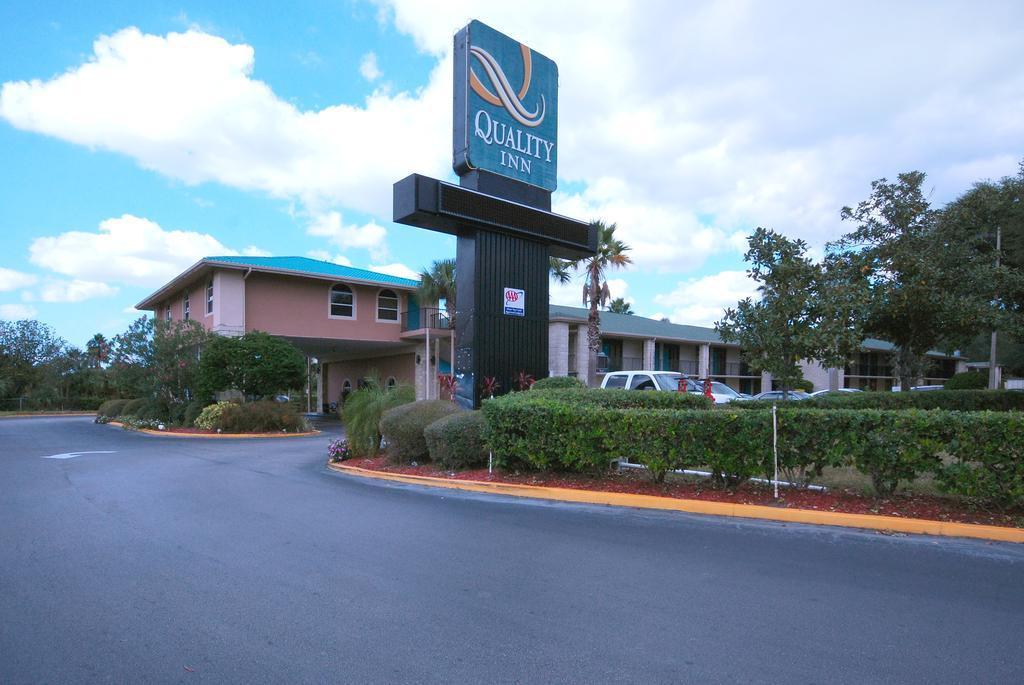 Quality Inn & Suites Orlando Airport Exterior foto