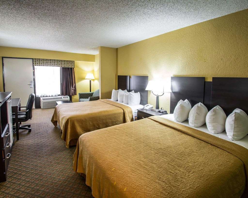 Quality Inn & Suites Orlando Airport Quarto foto